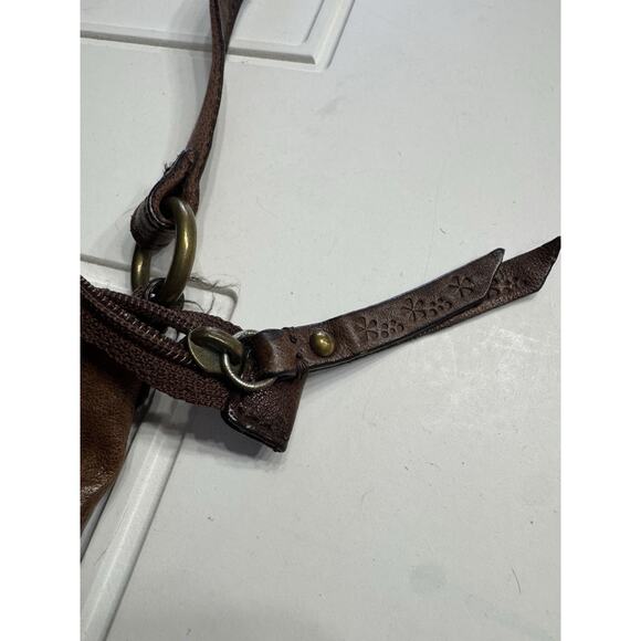 Fossil Talita Leather Hobo Crossbody Bag Brown Tooled Embossed Stitched Pleated - Picture 5 of 6